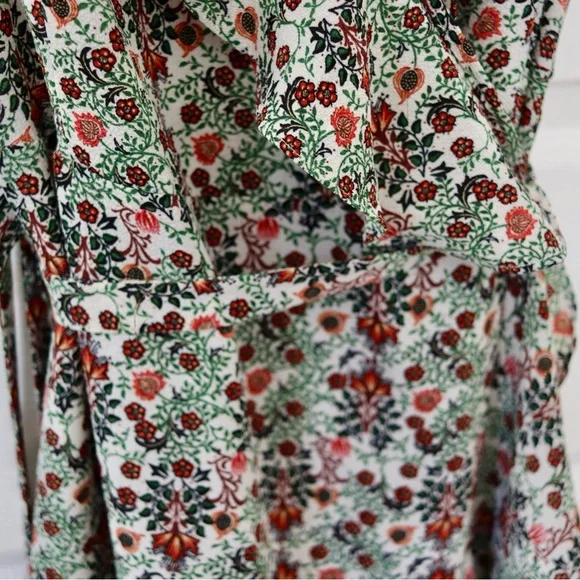 Floral wrap Tie-Waist Maxi Dress in Green & Red feminine whimsical - Picture 6 of 8
